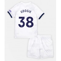 Camisa de Futebol Tottenham Hotspur Destiny Udogie #38 Equipamento Principal Infantil 2023-24 Manga Curta (+ Calças curtas)
